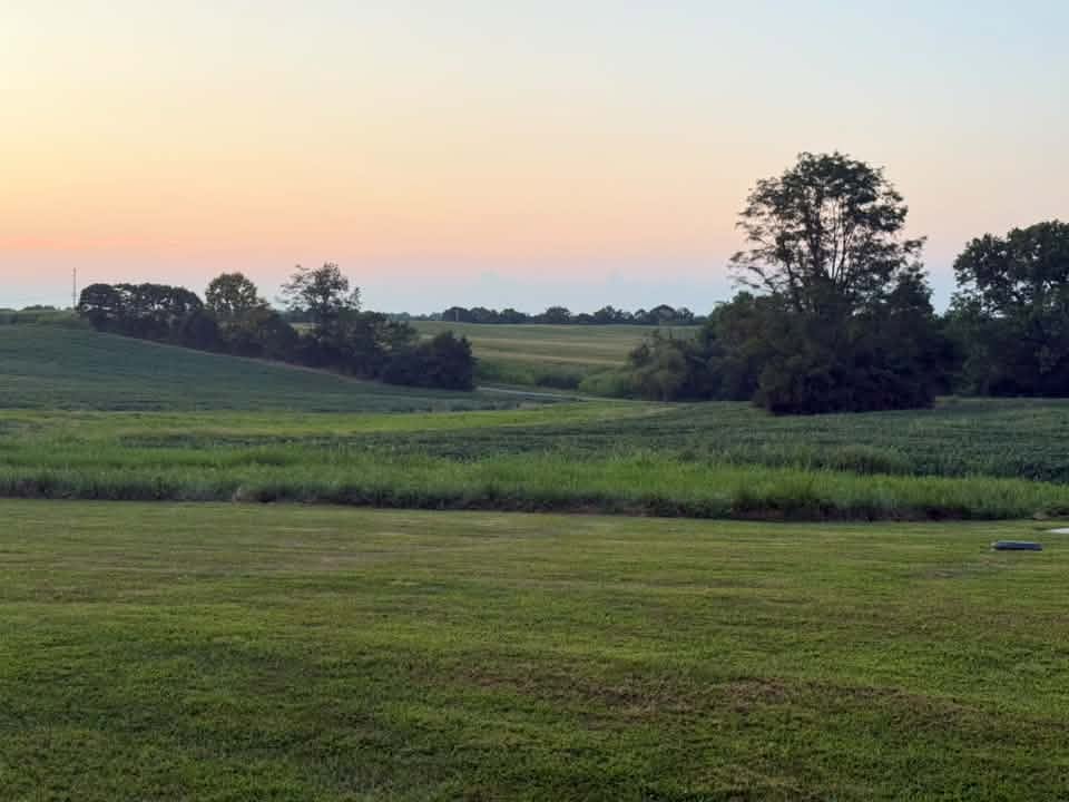 Sunset over the fields near Murphin Ridge Inn.
